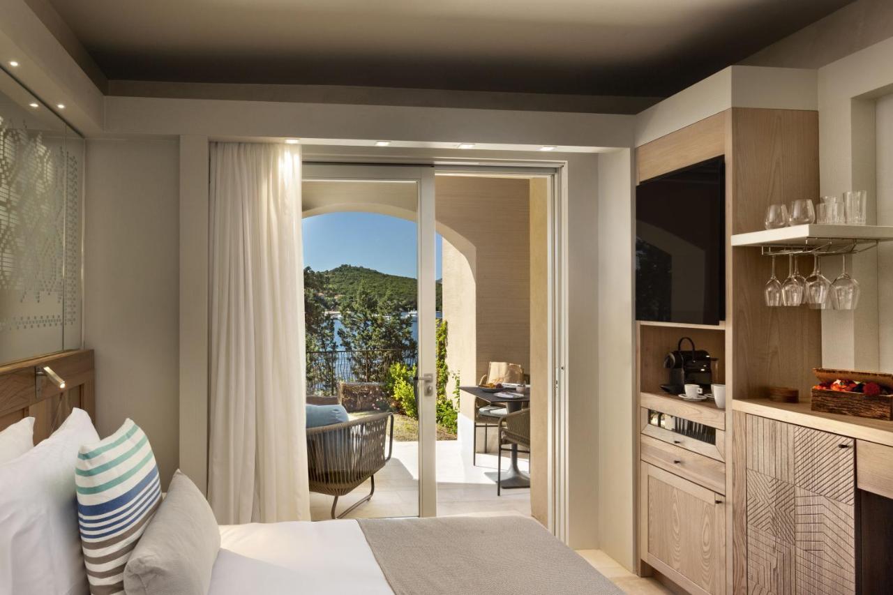 7Pines Resort Sardinia - A Destination By Hyatt Baja Sardinia Exterior photo